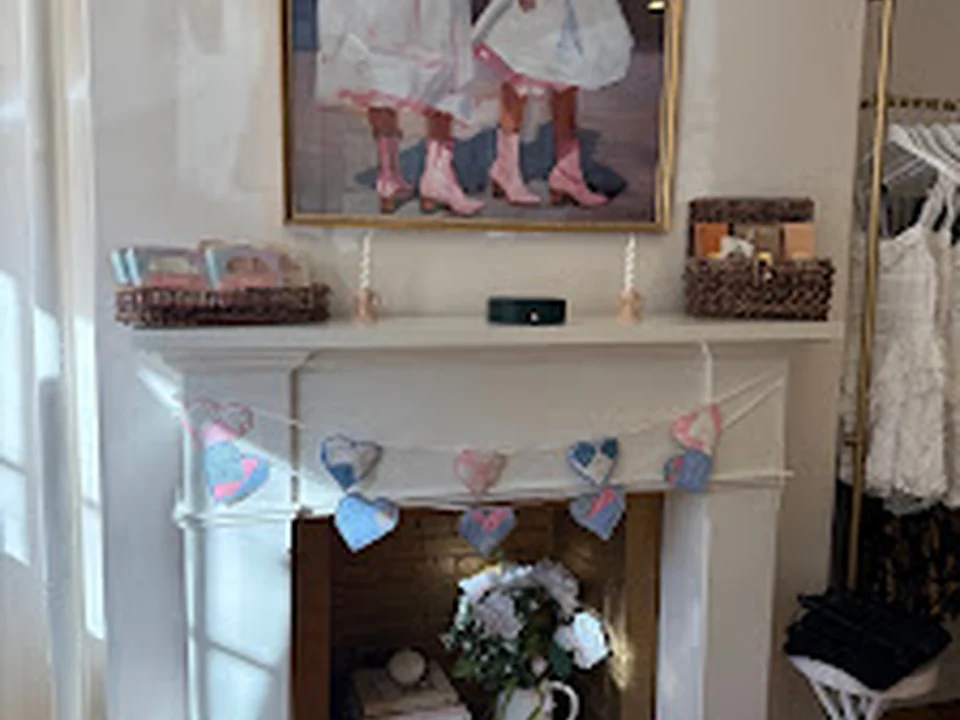25 Willow Boutique