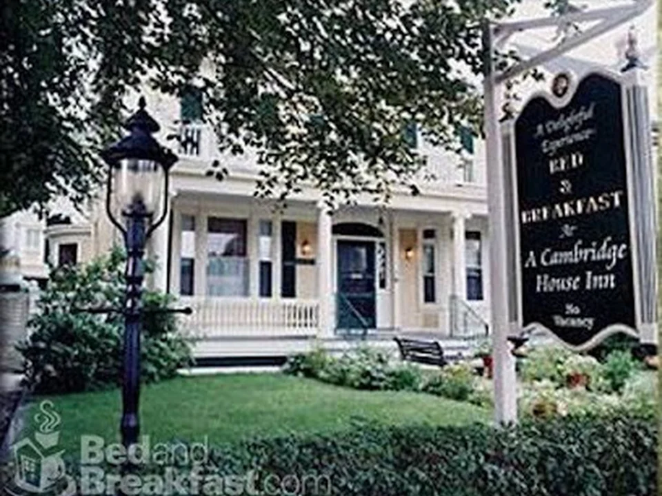 A Cambridge House Inn At Porter