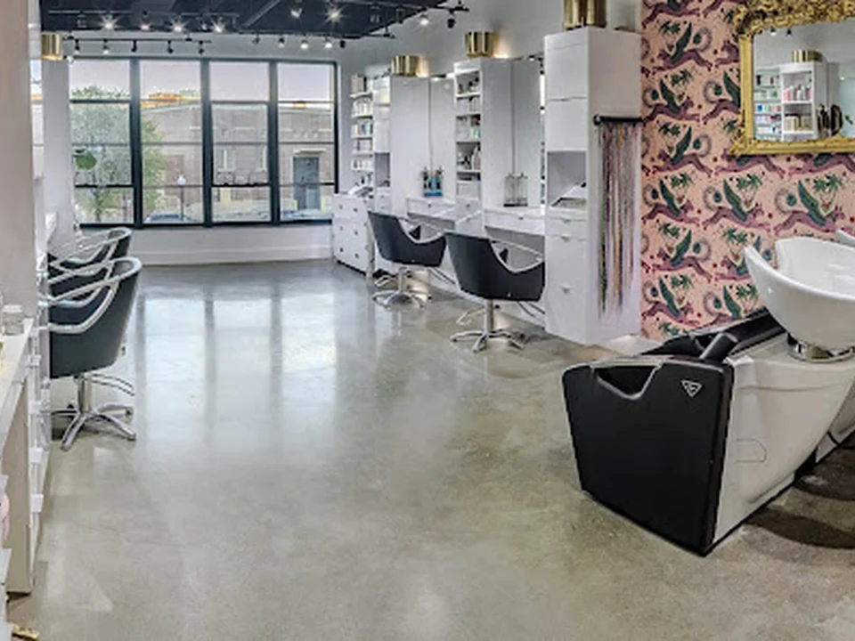 Apothecary Salon