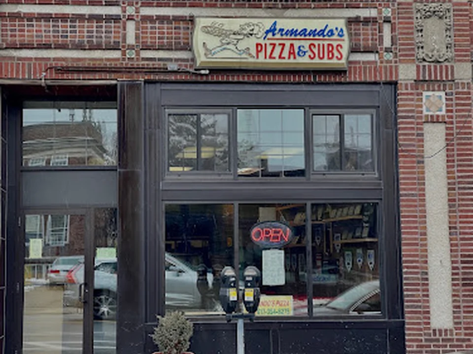 Armando's Pizza