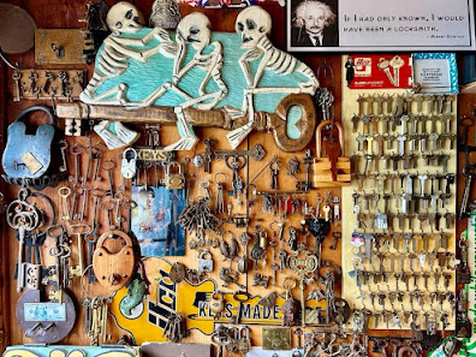 Associated Key & Lock