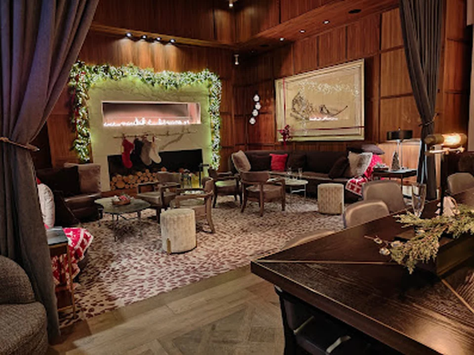 Avery Bar