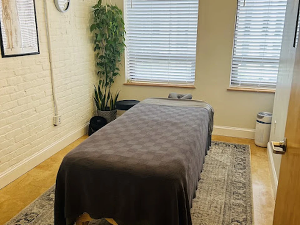 Be Well Boston - Massage Therapy