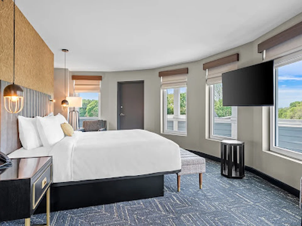 Beacon Suites Hotel - Porter Square - Somerville - Boston