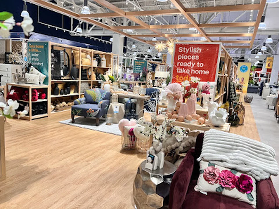 Foto de Bob's Discount Furniture and Mattress Store