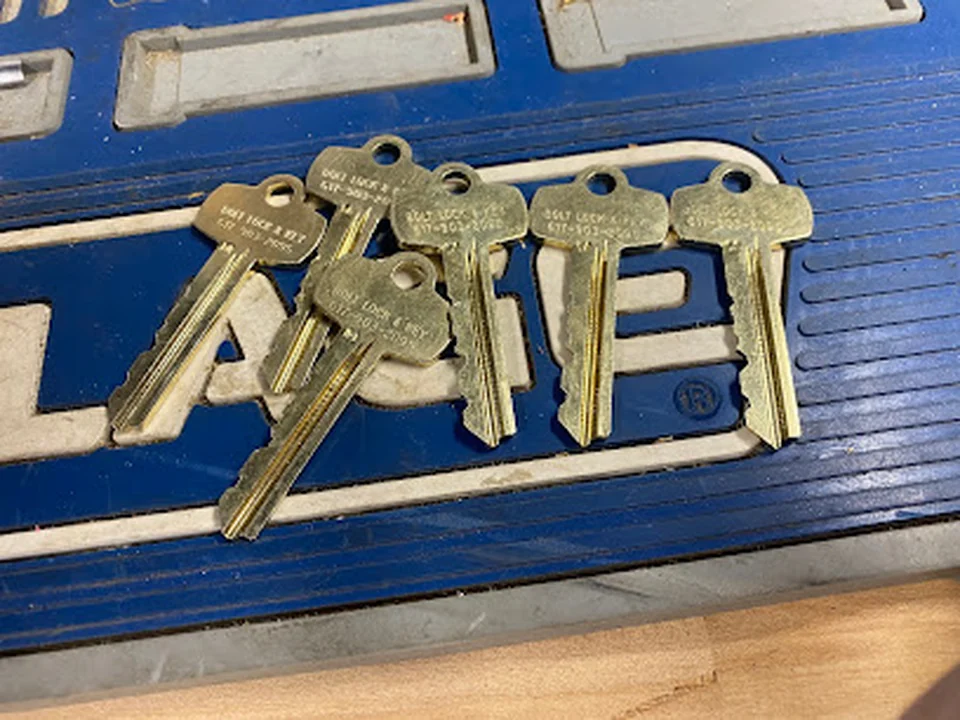 Bolt Lock & Key