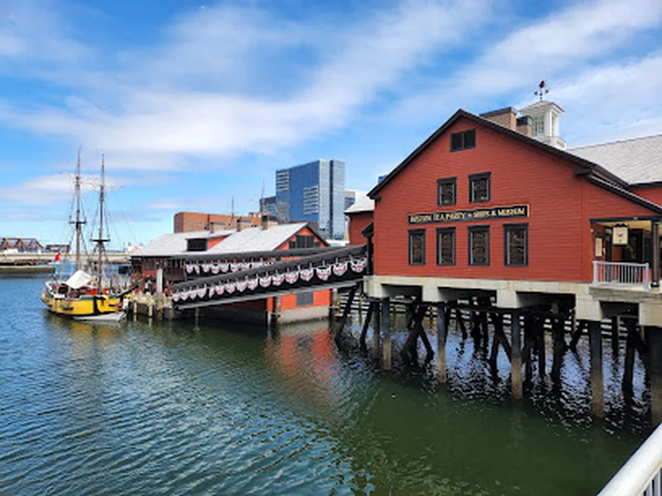 Boston Tea Party Ships & Museum