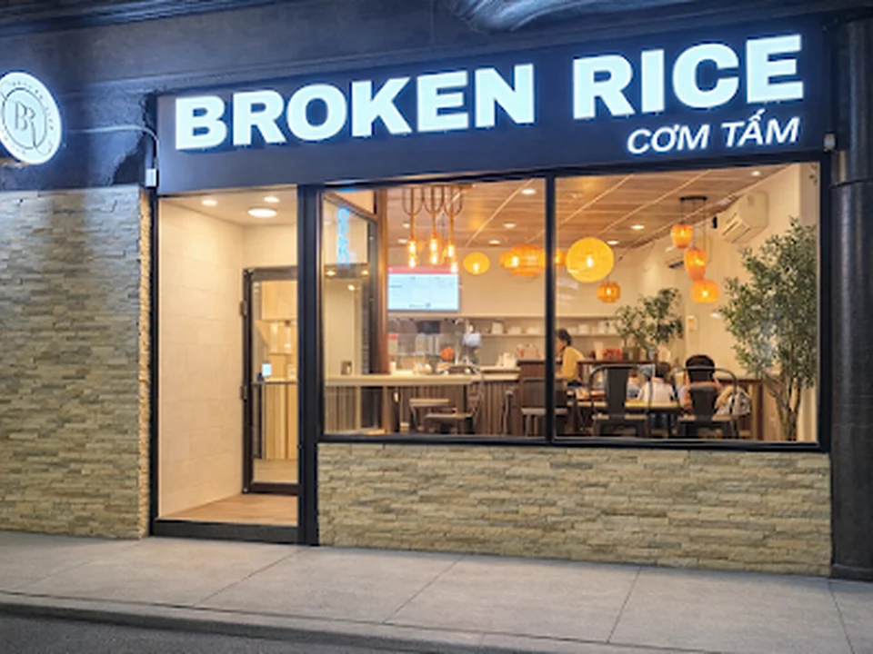Broken Rice Com Tam