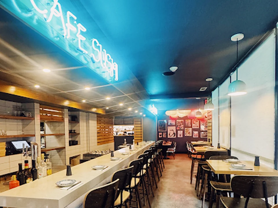 Cafe Sushi