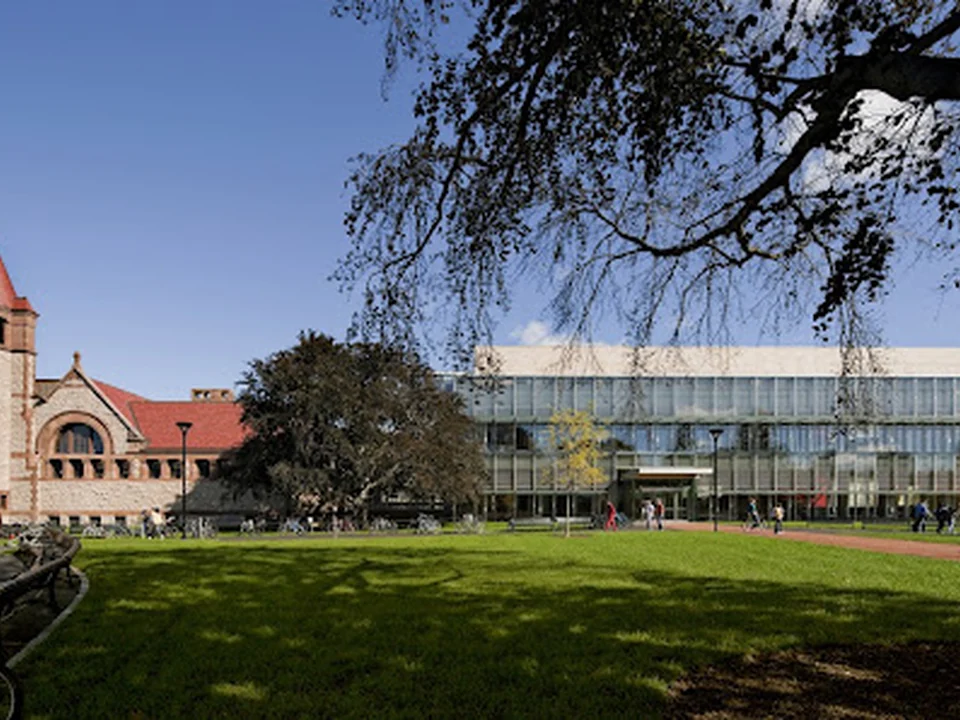 Cambridge Public Library