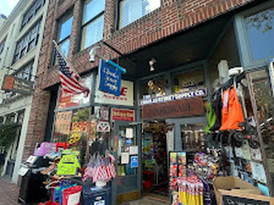 Foto de Charles Street Supply