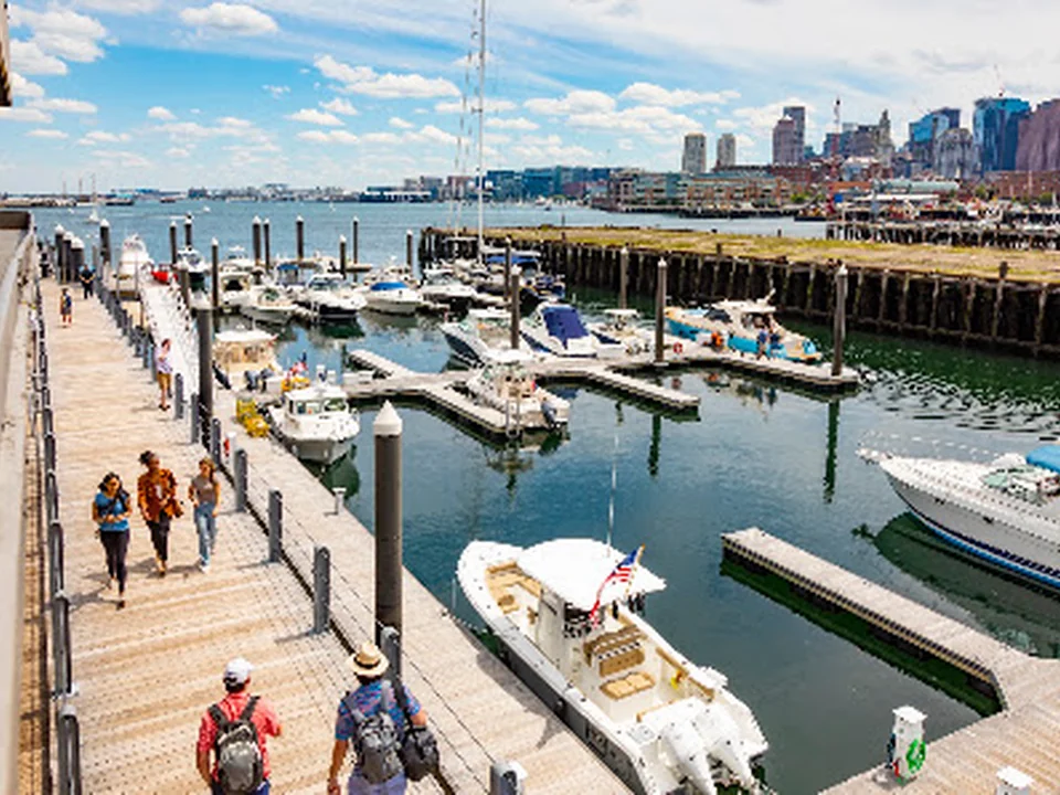 Foto de Charlestown Marina