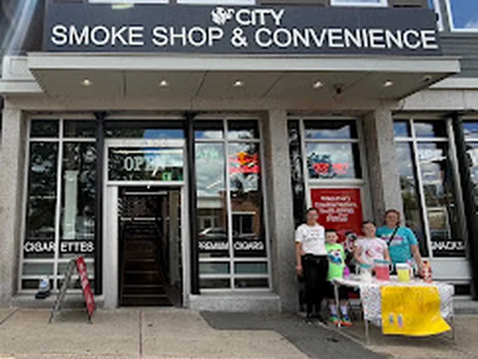 Foto de CITY SMOKE SHOP & CONVENIENCE