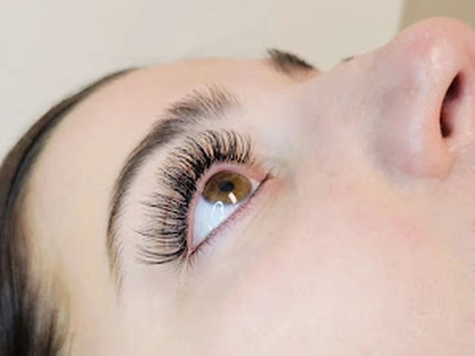 CJ Eyelash – Eyelash Extensions- Seaport, Boston