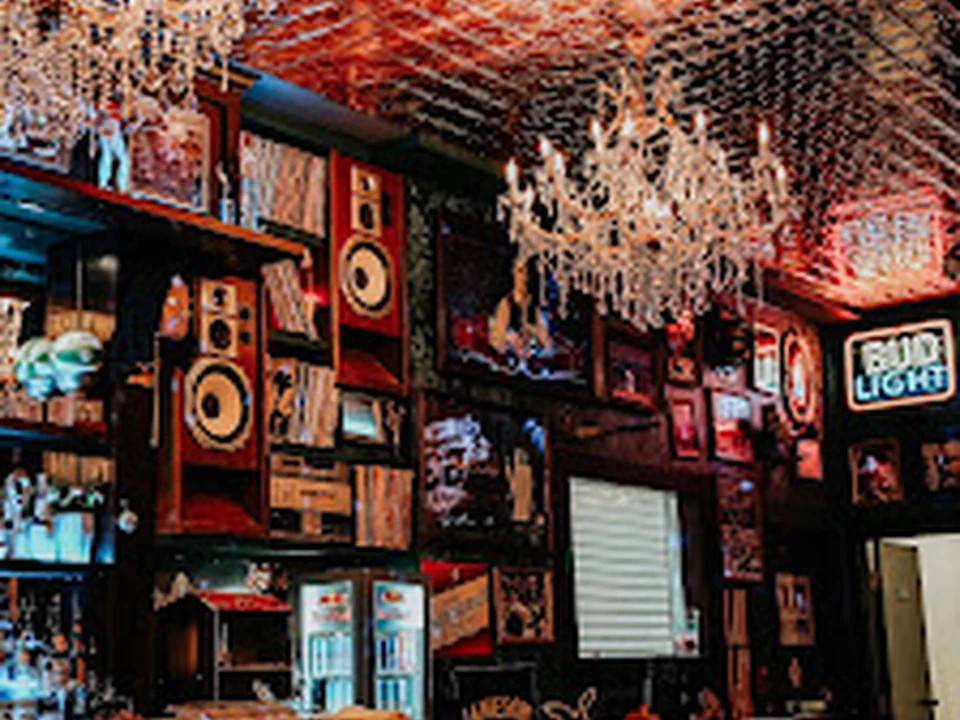 Clock Tavern