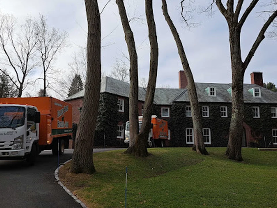 College Hunks Hauling Junk and Moving Boston South