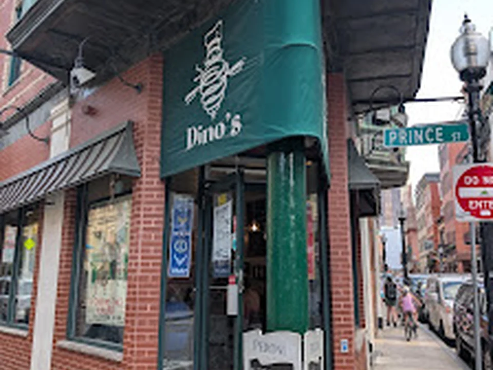 Dino's Cafe