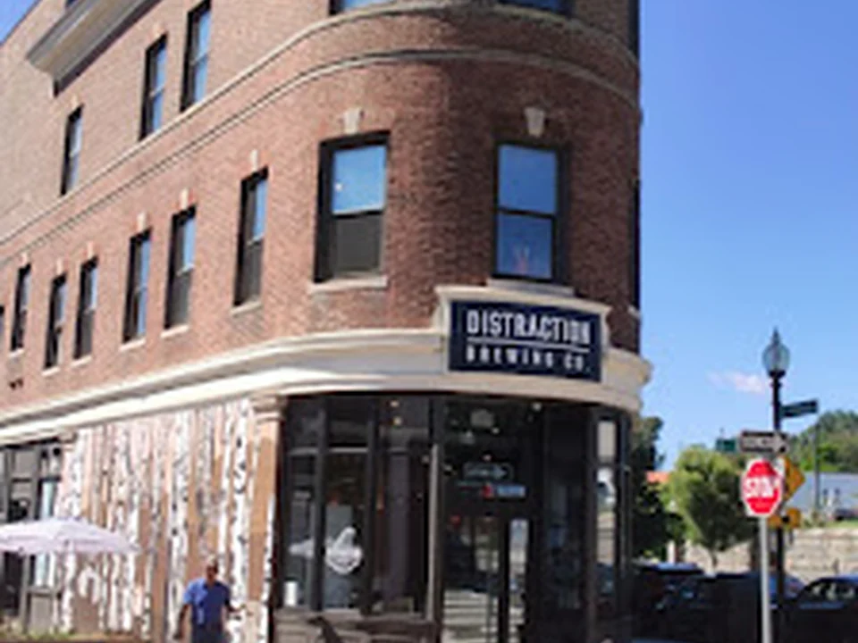 Distraction Brewing Co.
