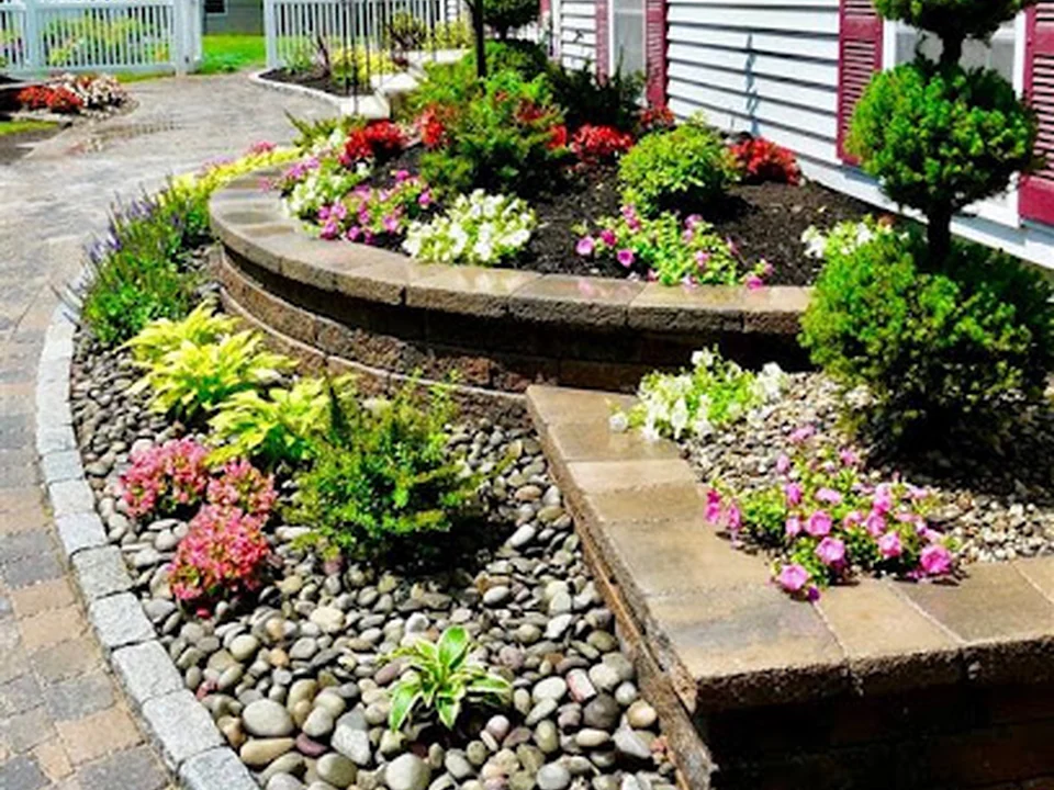Foto de Done Right Landscape & Construction