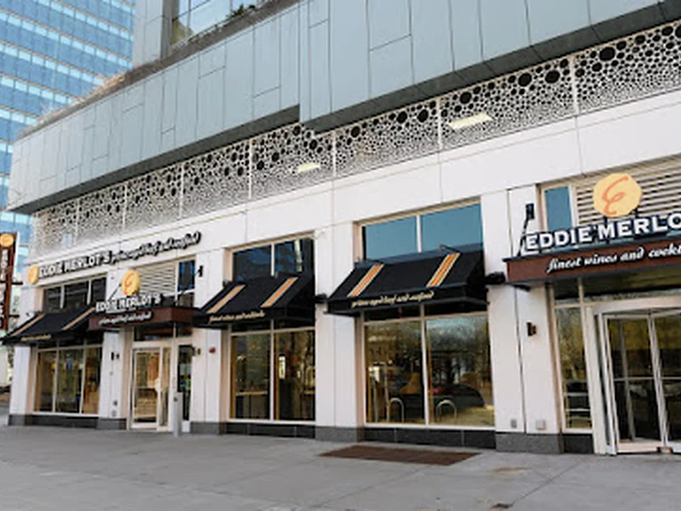 Eddie Merlot's