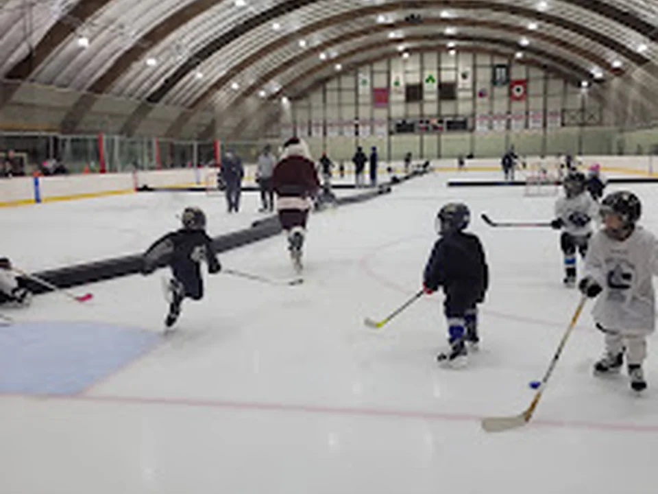 Emmons Horrigan O'Neil Memorial Rink