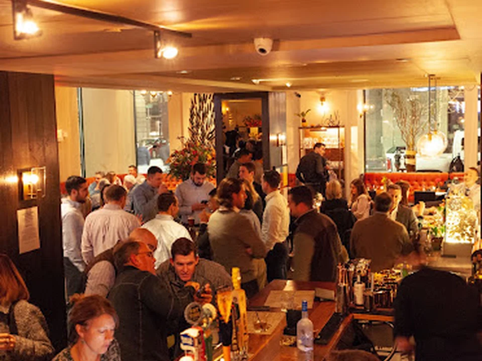 Fin Point Oyster Bar + Grille