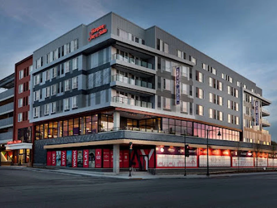 Hampton Inn & Suites Watertown Boston