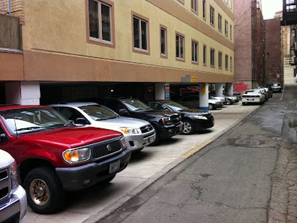 Haviland Street Garage