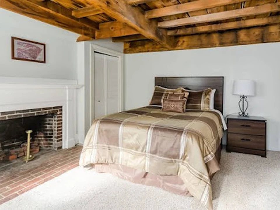 Historic Townhouse in the Heart of Boston