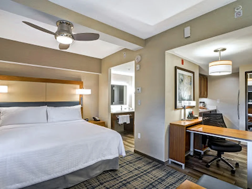 Homewood Suites by Hilton Boston Brookline-Longwood Medical