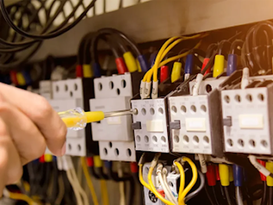 Just Electric LLC