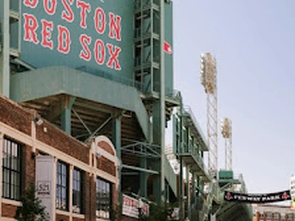 Kasa Boston at Fenway