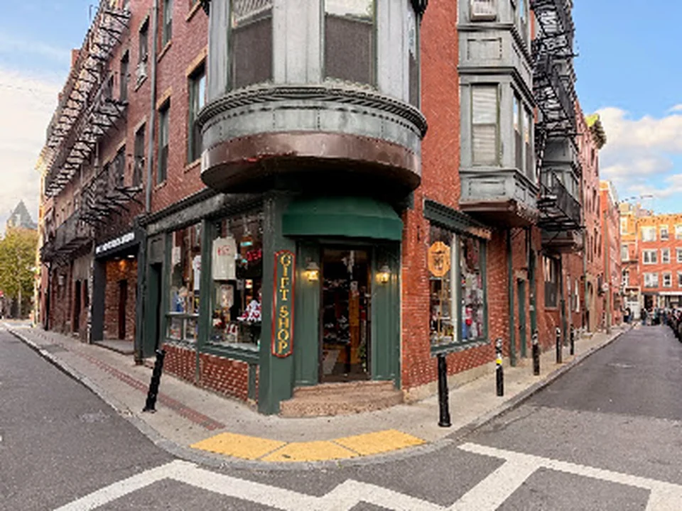 L'Angolino Gift Shop