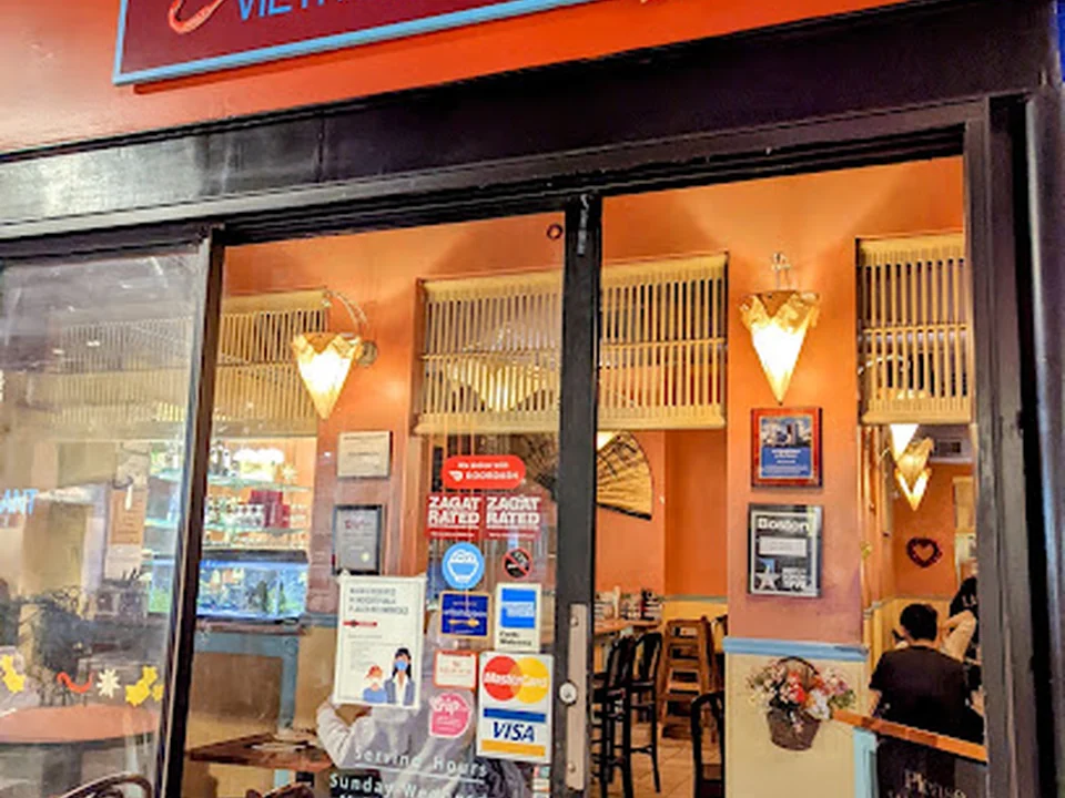 Le’s Vietnamese Restaurant
