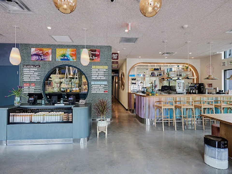 Life Alive Organic Cafe South End