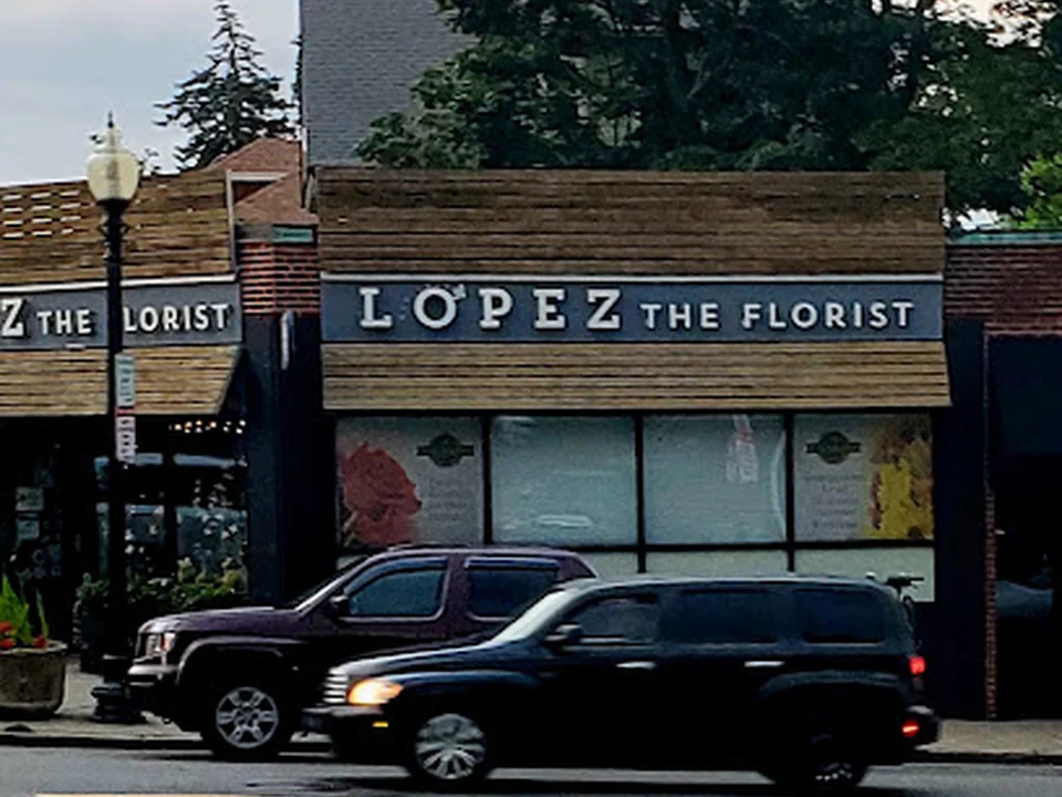 Lopez The Florist