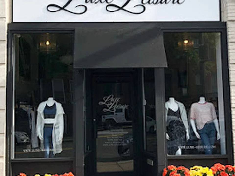 Foto de Luxe Leisure Boutique