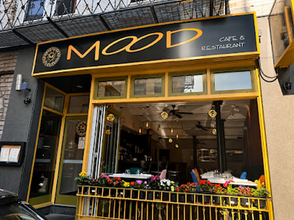 Mood Restaurant & Cafe