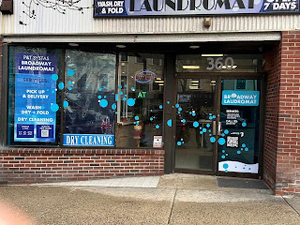 P&T SYSTAS Broadway Laundromat