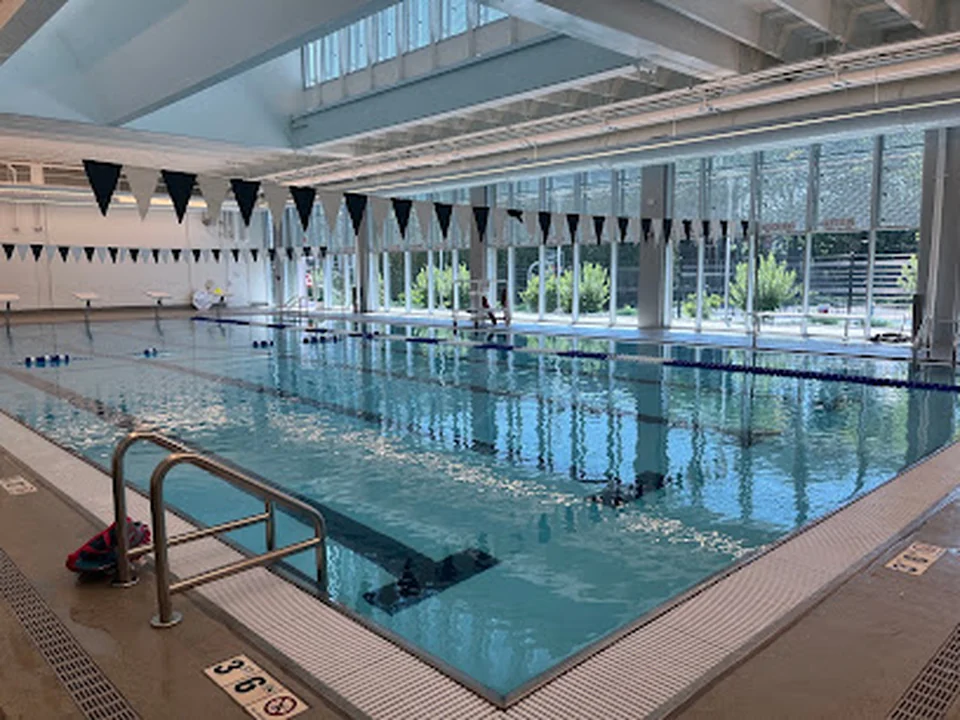 Paris Street Pool