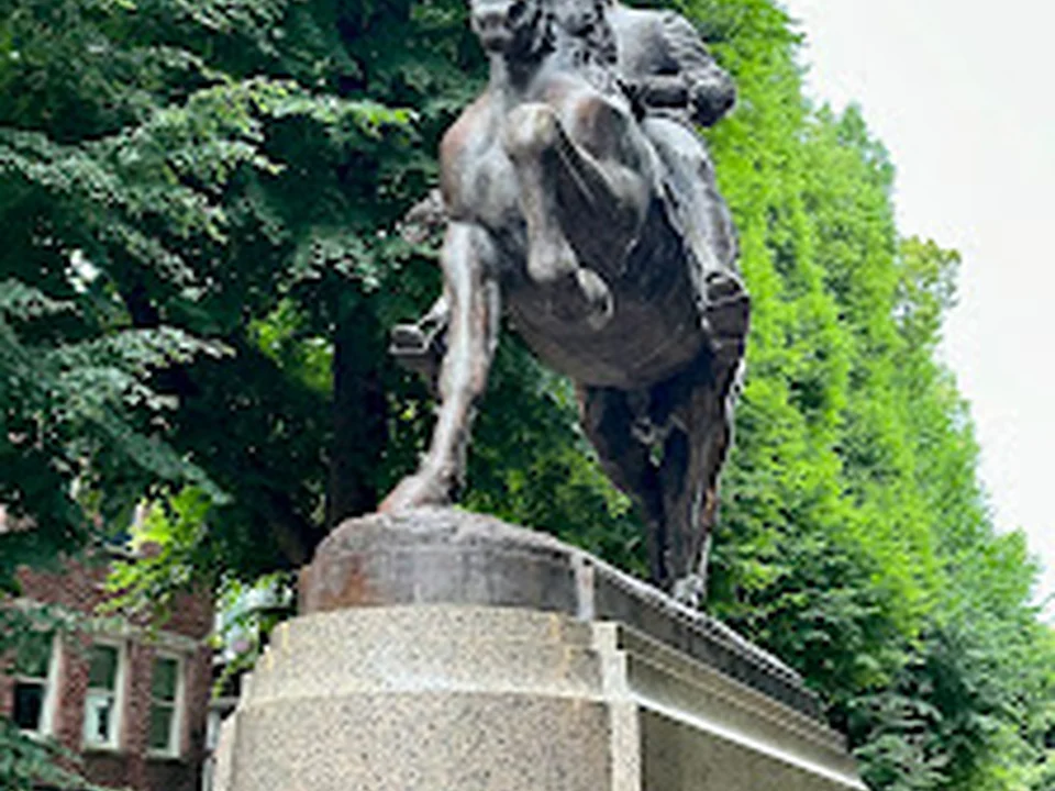 Paul Revere Statue