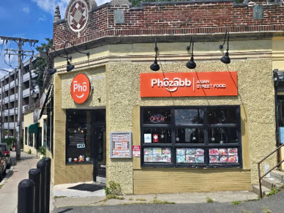 Pho Zabb