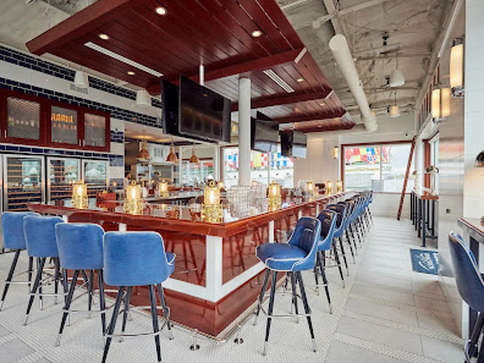 ReelHouse Oyster Bar