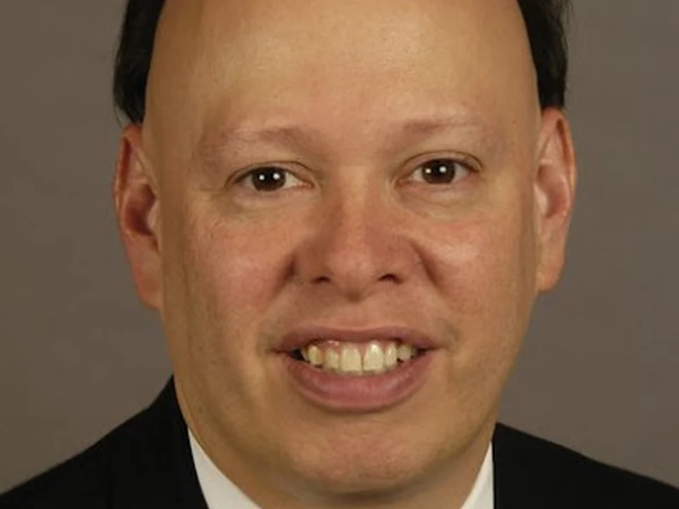 Roberto Pineda II, MD