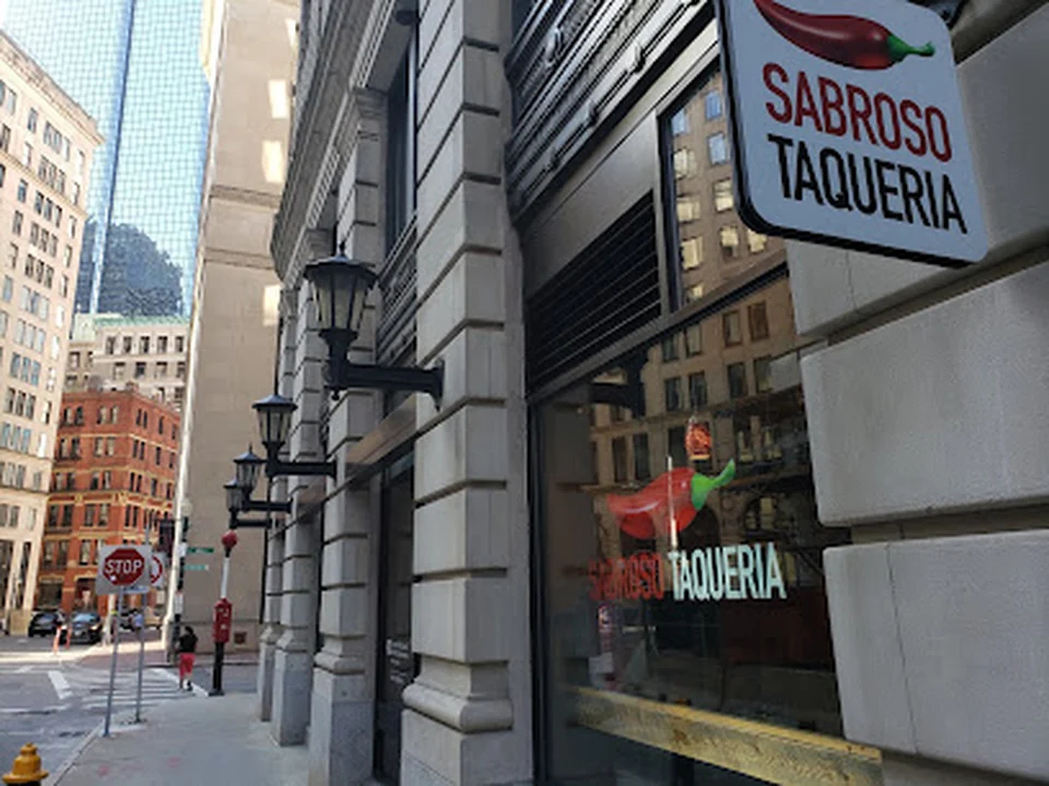 Sabroso Taquería