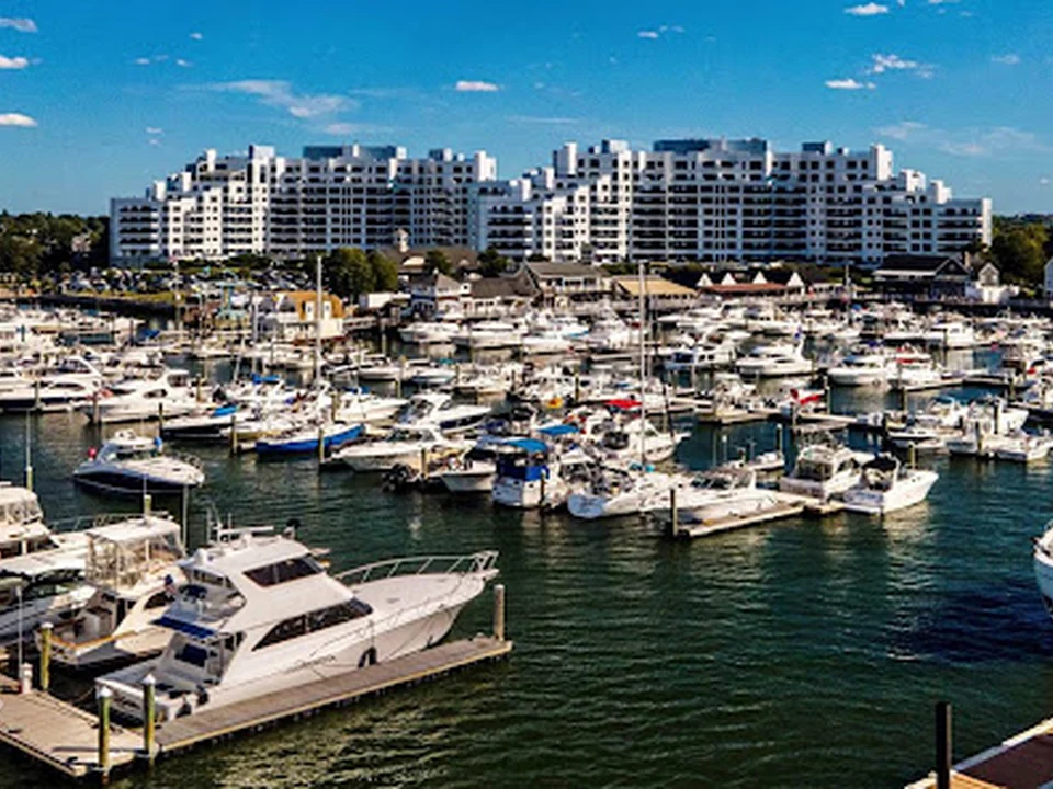 Safe Harbor Marina Bay