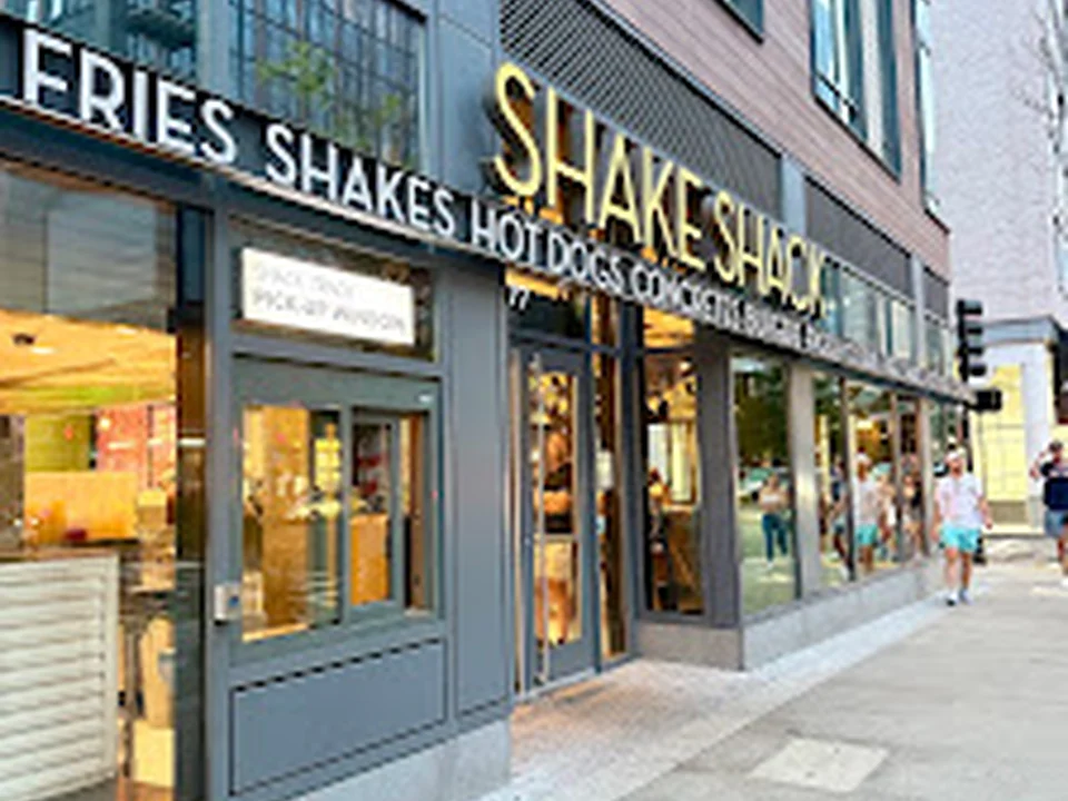 Shake Shack Seaport