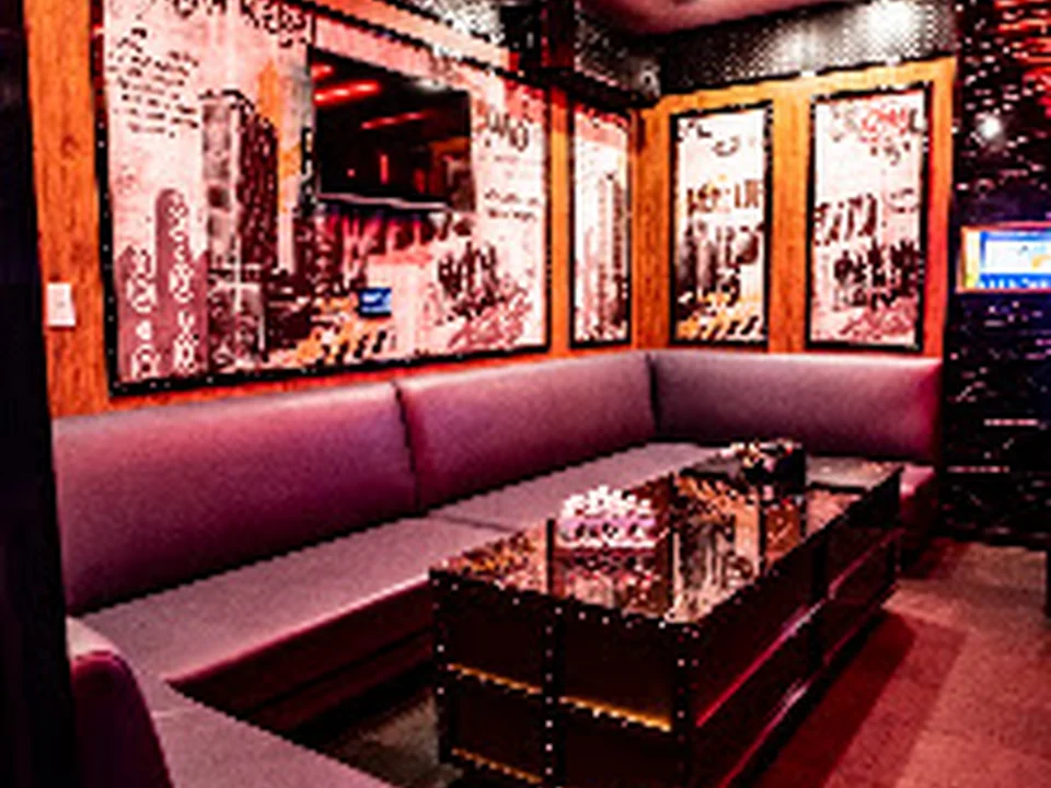 Stage Karaoke x Studios