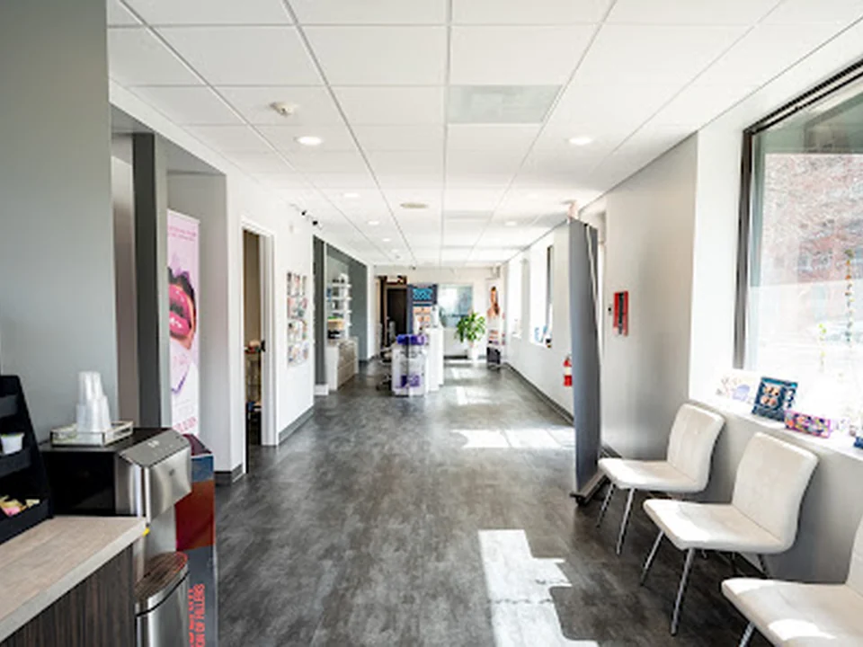 UniQ Laser Center