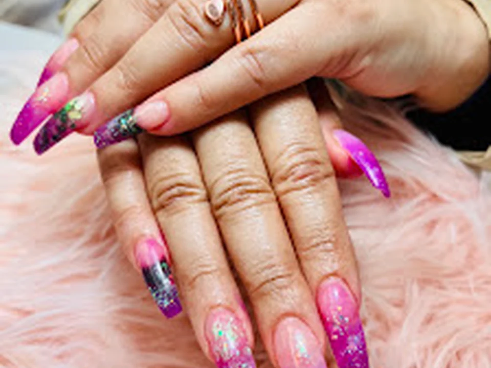 Venus Nails, Lashes & Spa